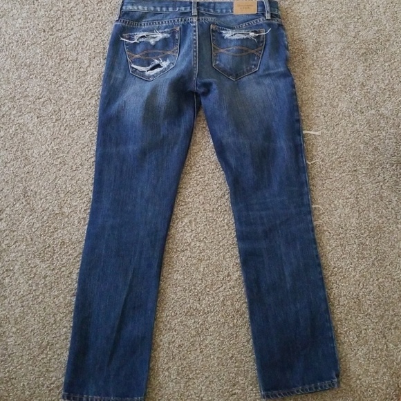 Abercrombie and Fitch distressed jeans - Picture 5 of 8